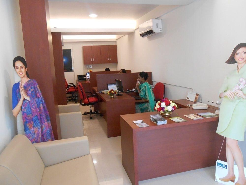 The South Park Hotel Thiruvananthapuram Zewnętrze zdjęcie