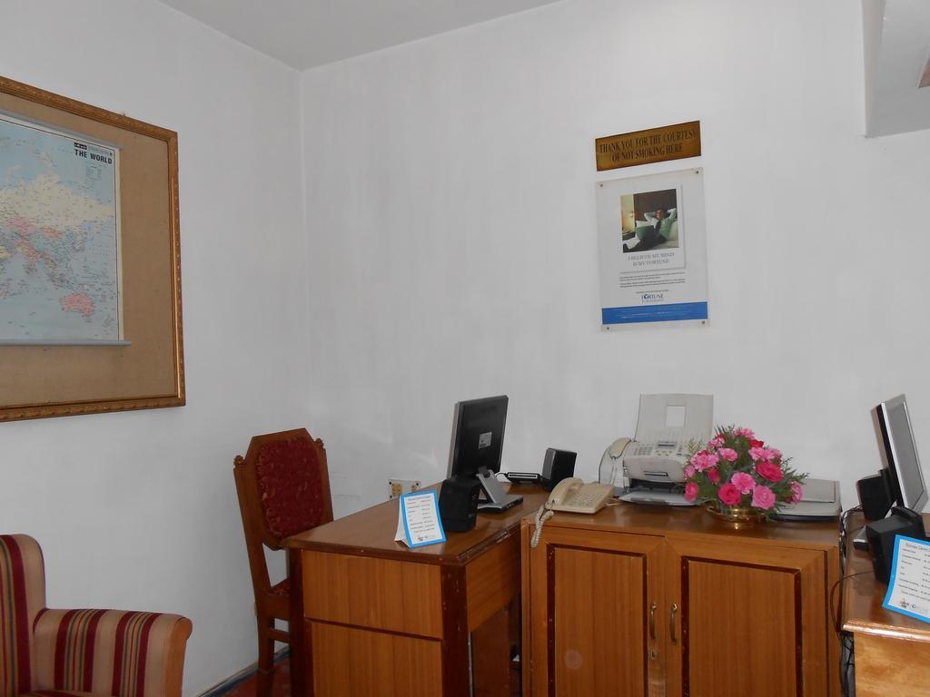 The South Park Hotel Thiruvananthapuram Zewnętrze zdjęcie